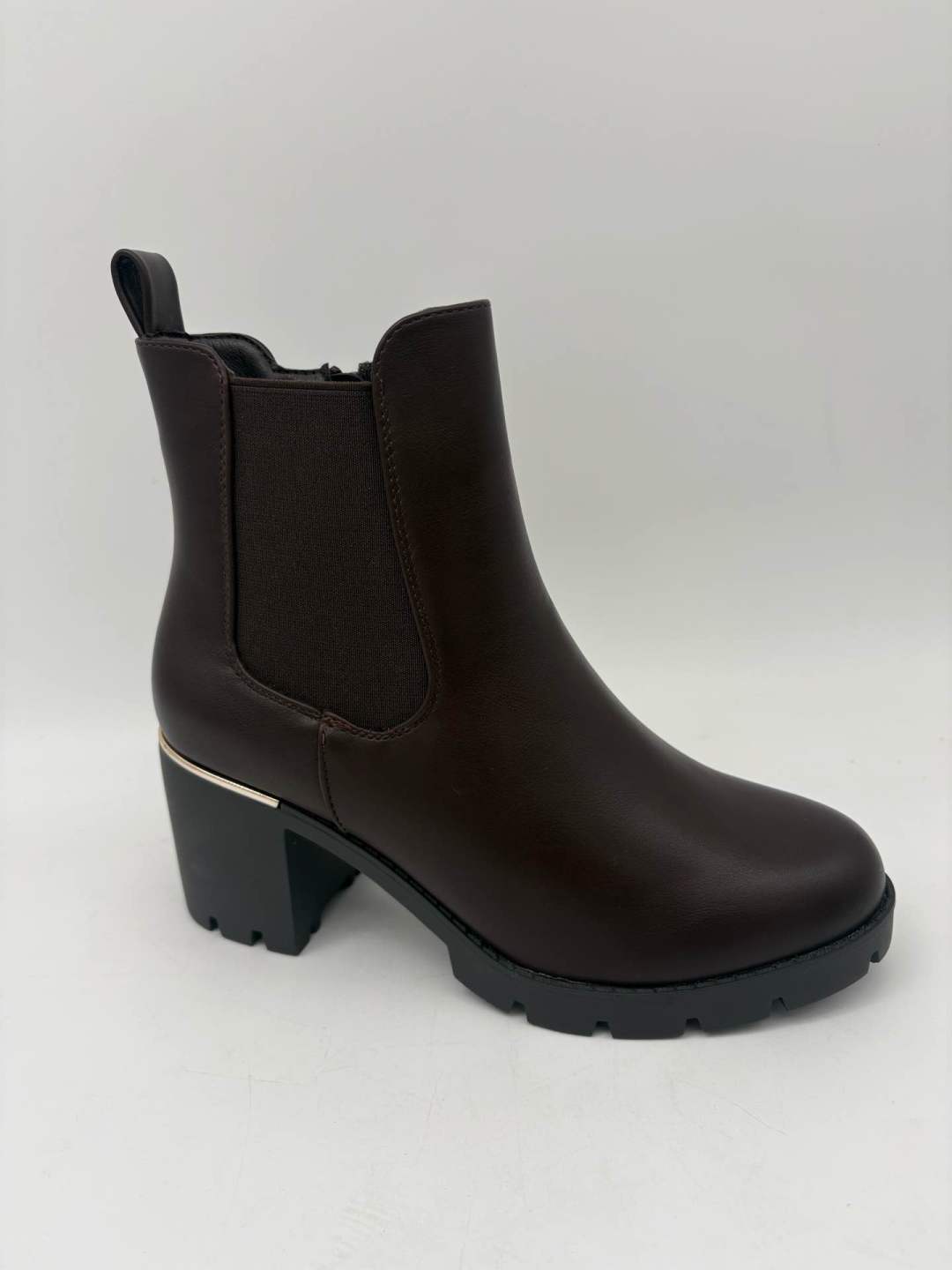 Libby Block Heel Chelsea Boots – Brown