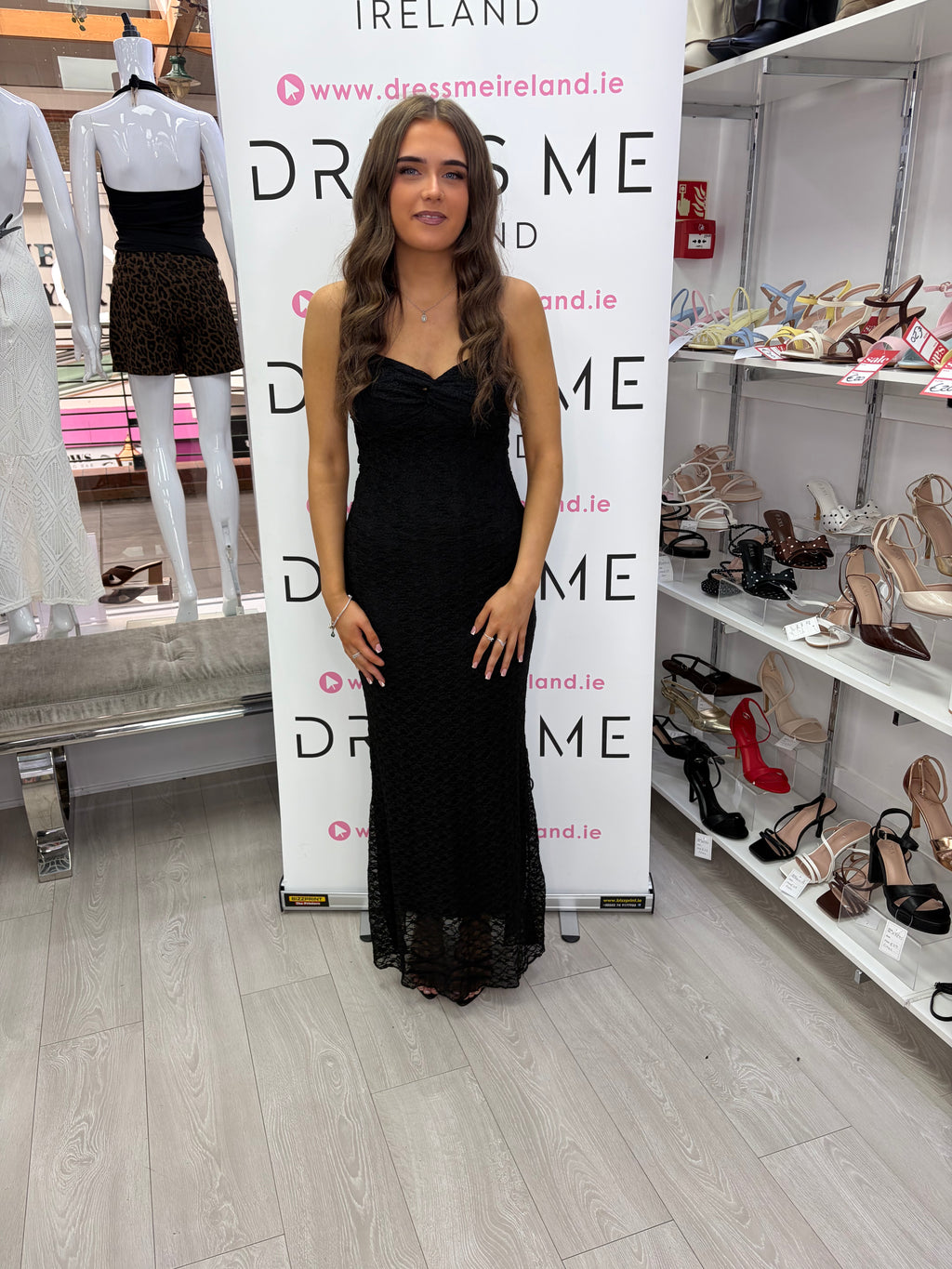 Danica Lace Midi Dress – Black