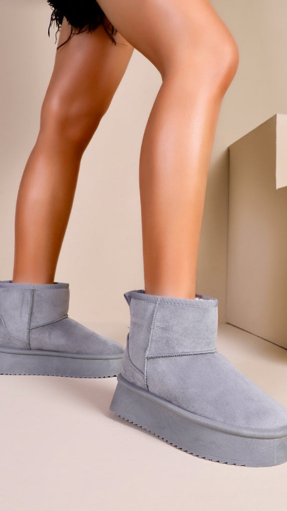 AMY UGG GREY