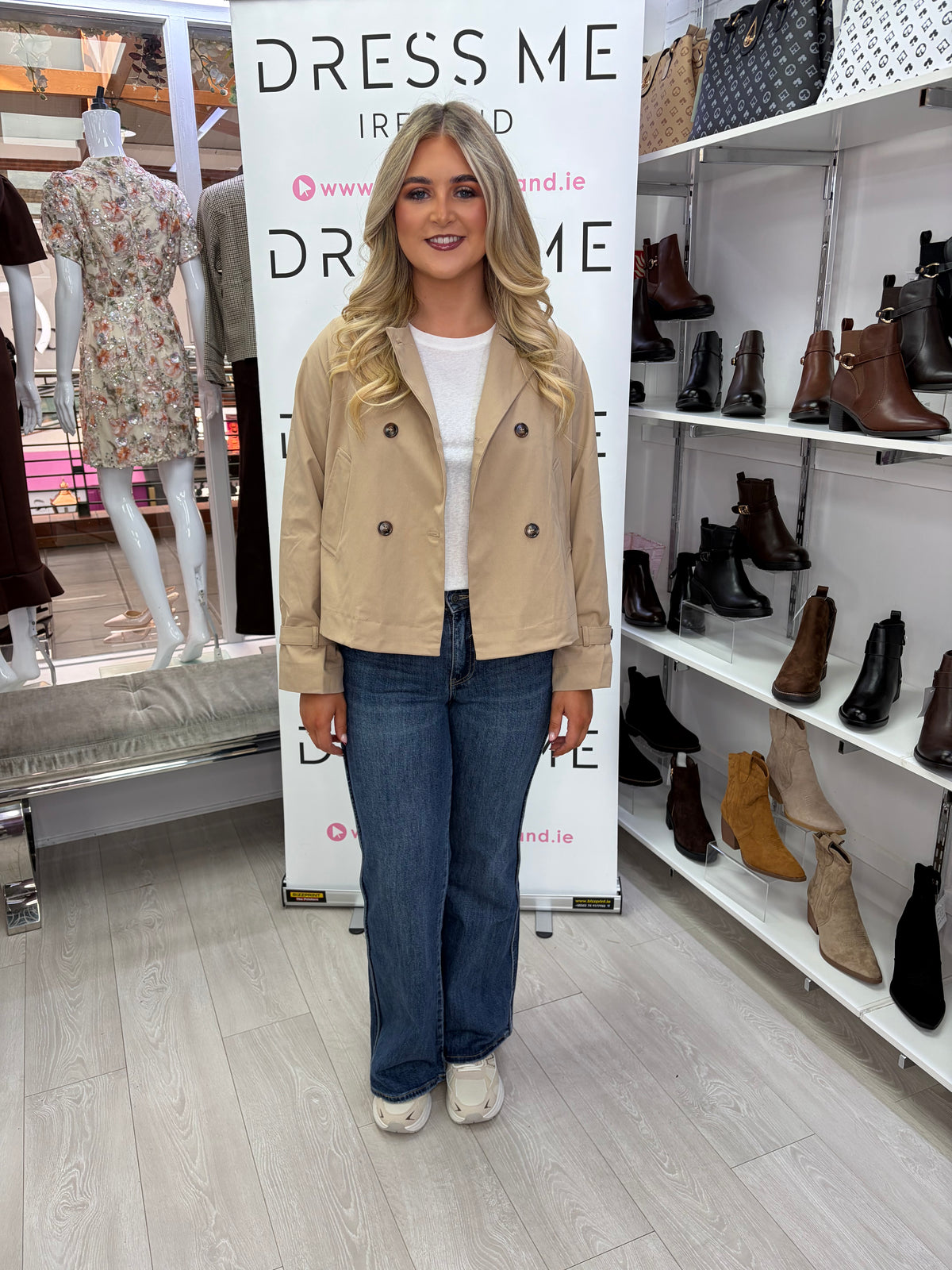 Evie Cropped Double-Breasted Jacket - Beige