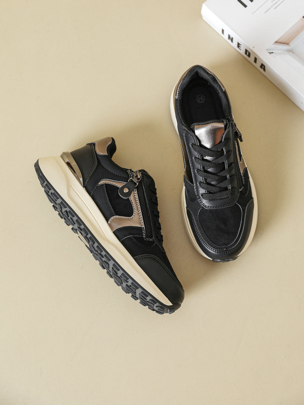 Emer Platform Trainers – Black