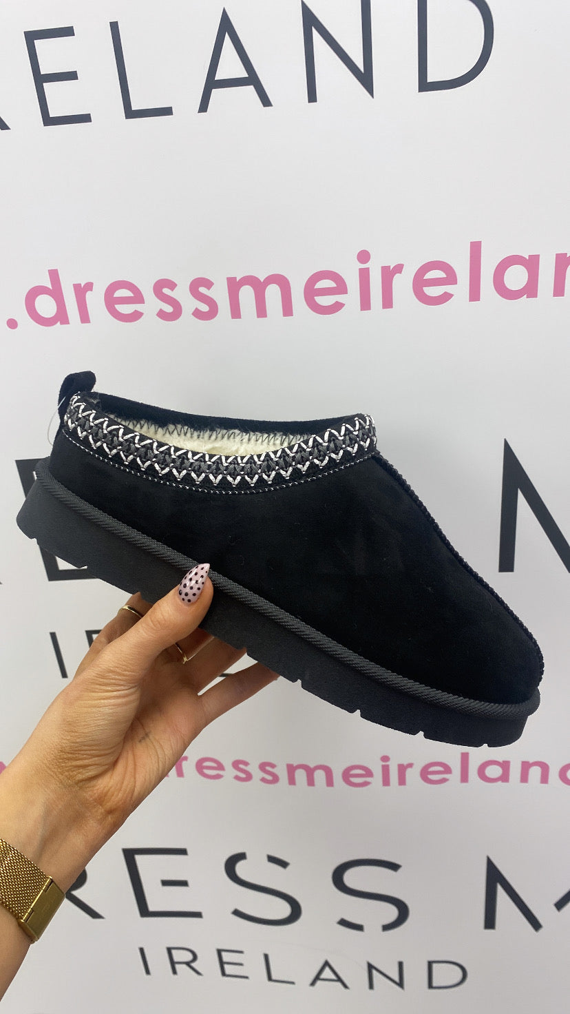 FIADH - BLACK SLIP ON SHOE