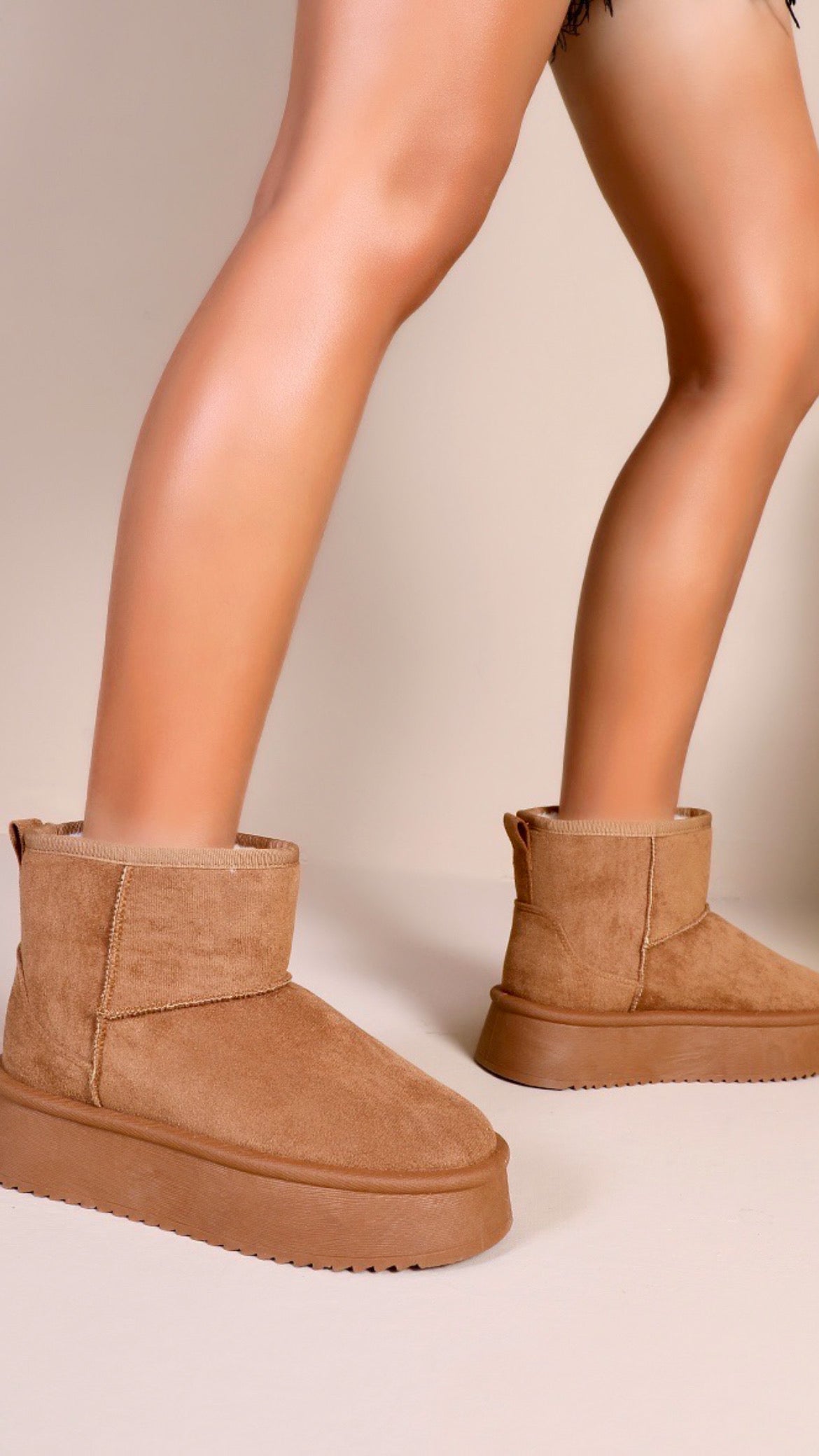 AMY UGG CAMEL