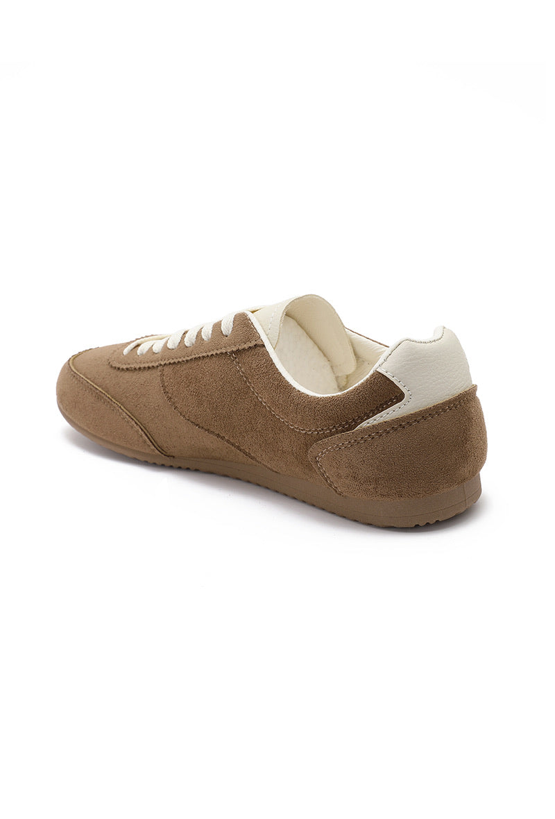 Amy Trainer – Khaki Retro Suede Lace-Up Sneaker