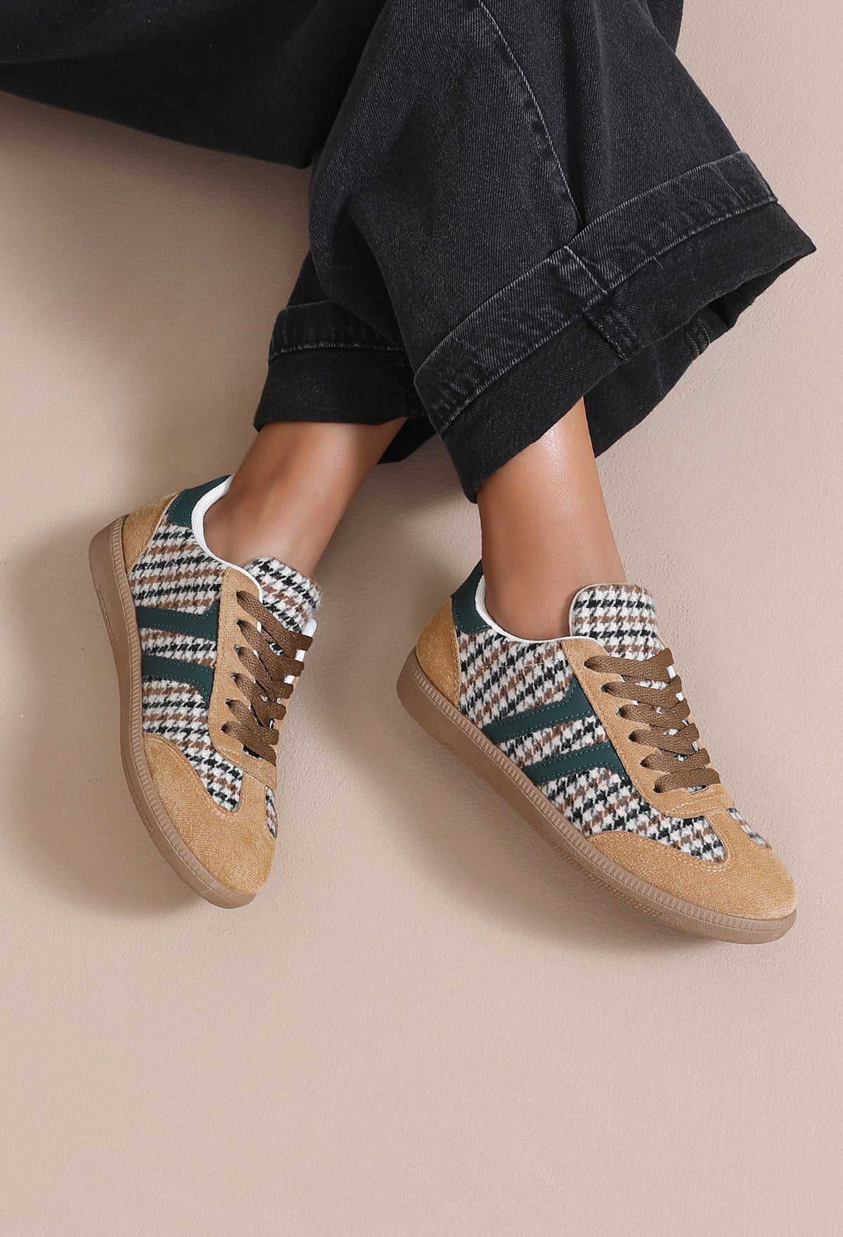 Isabel Check Trainers – Camel