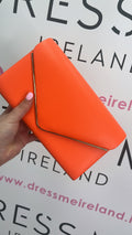 LOLA CLUTCH BAG - ORANGE