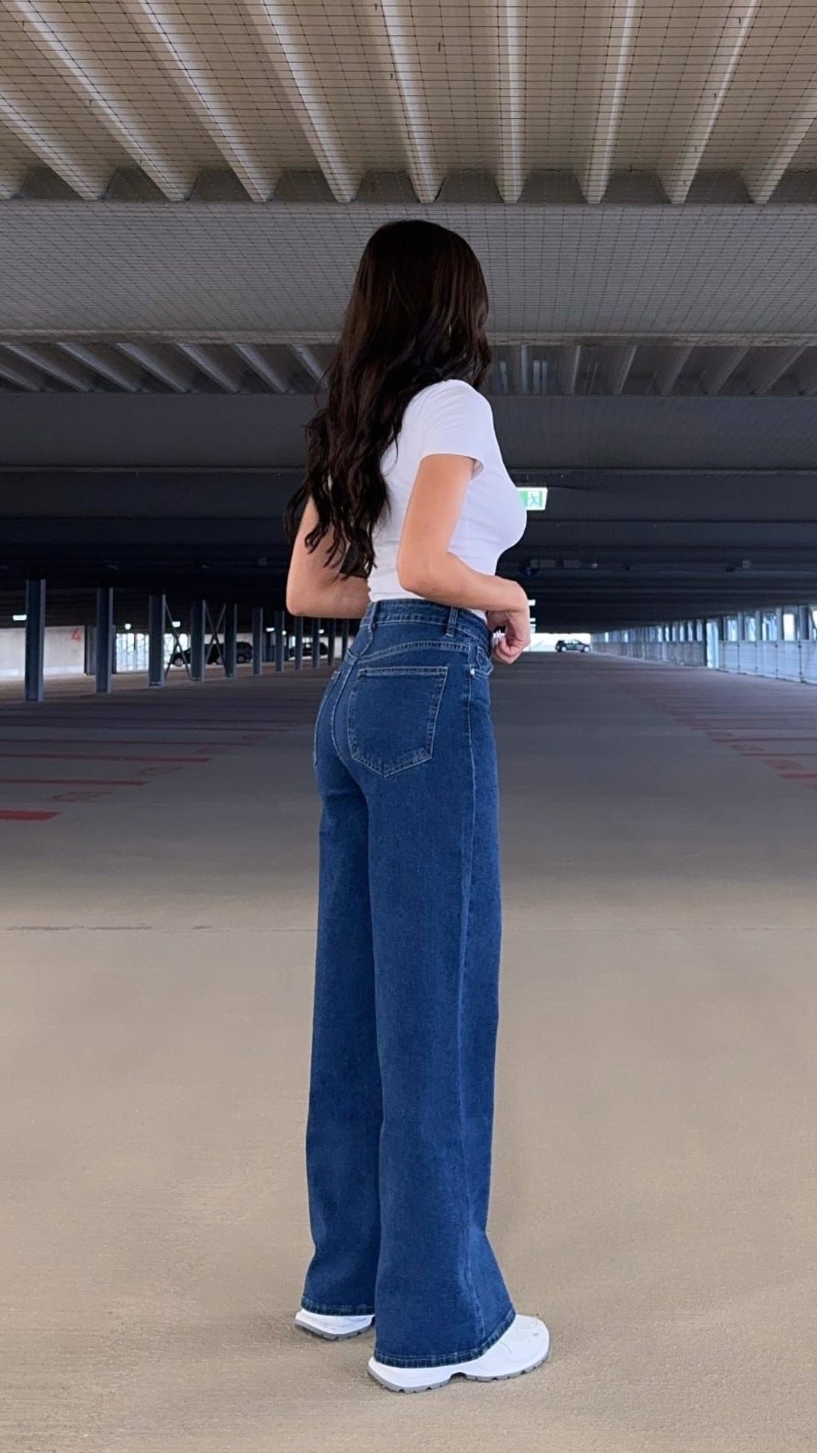 LUCY JEANS