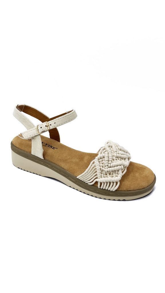 CLÍONA BEIGE SANDAL