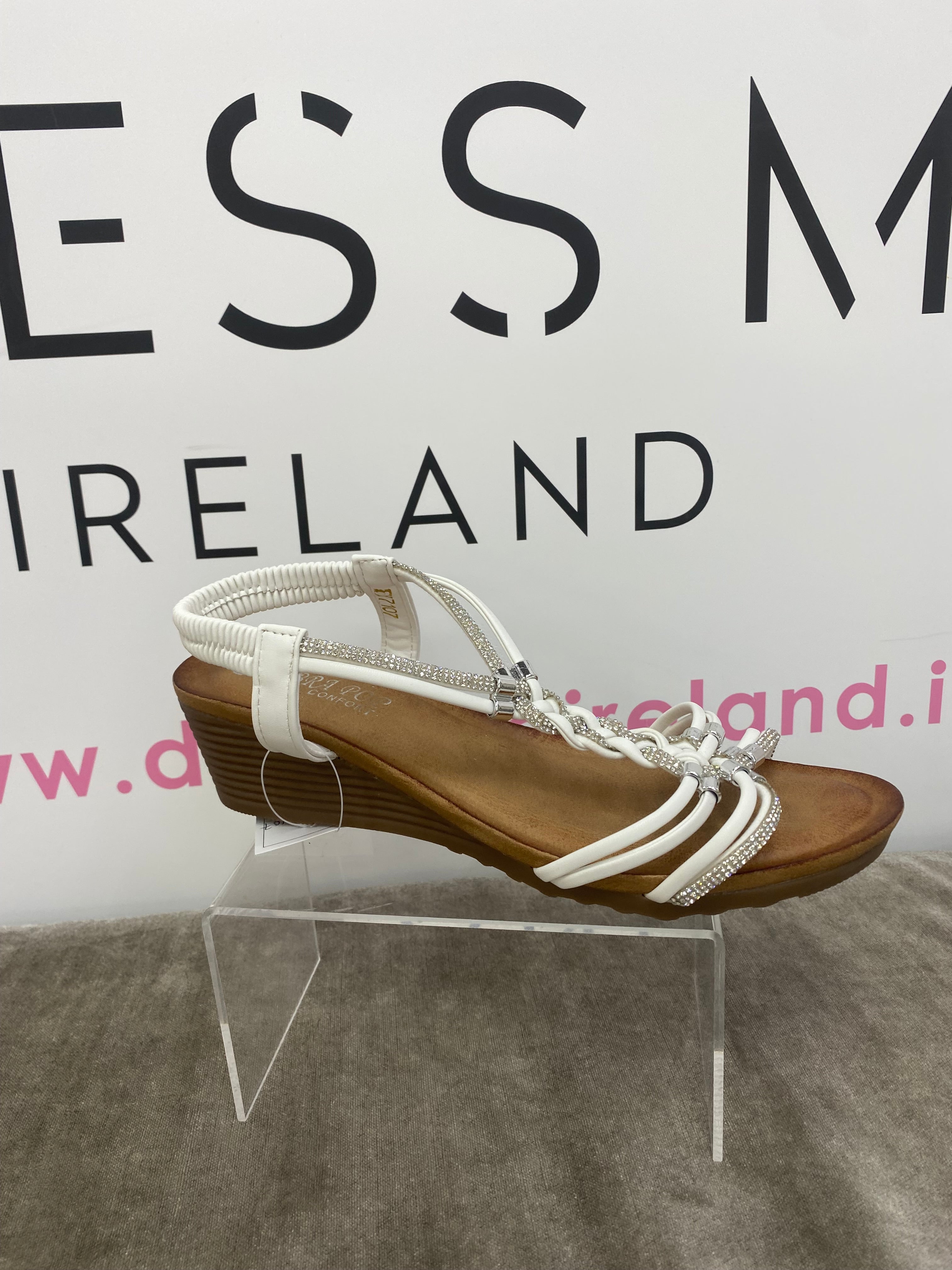 MAYAN SANDAL- WHITE