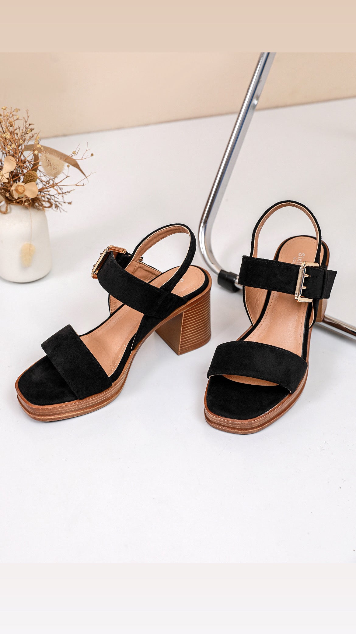 INGRID SANDAL - BLACK