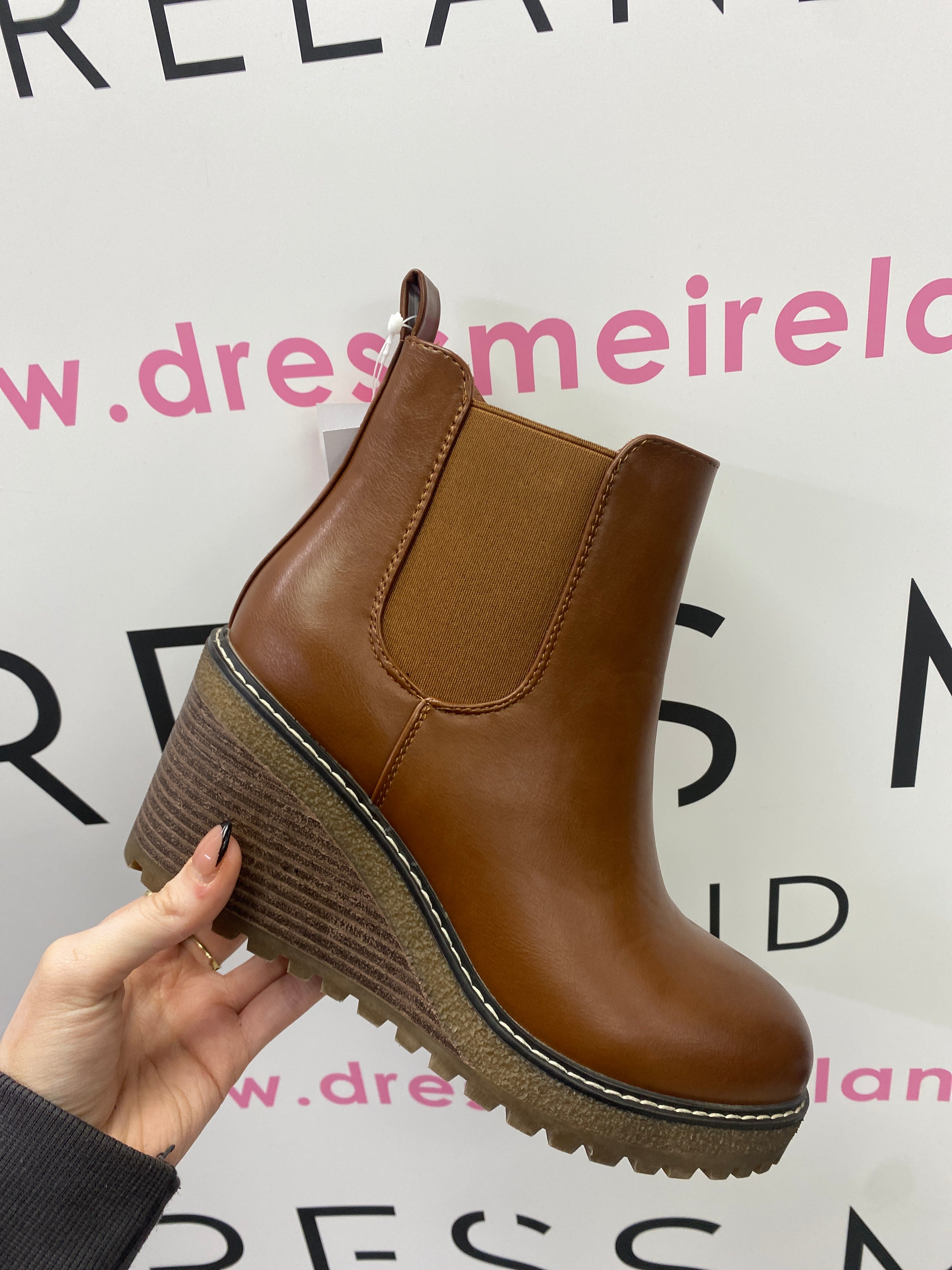 RIONA CAMEL BOOT