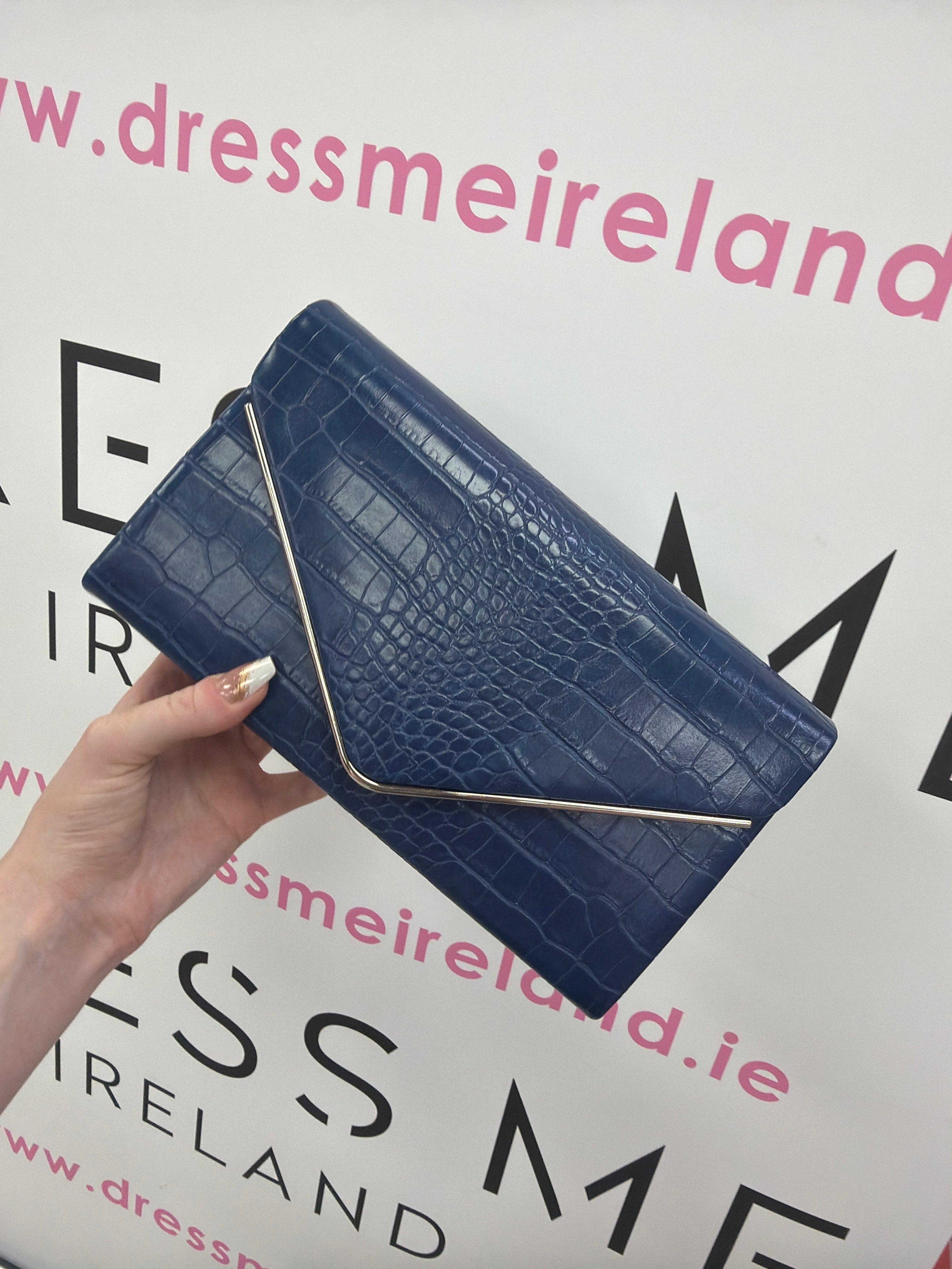 WREN CLUTCH BAG IN NAVY