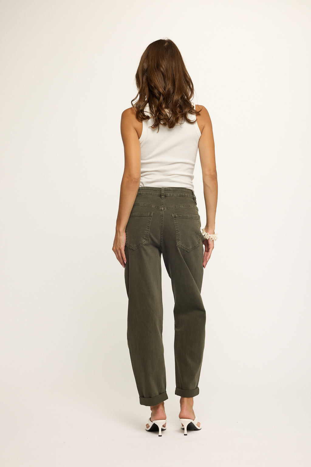 GRACE Mom Jeans - Khaki