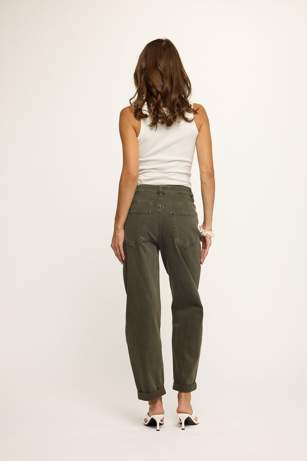 GRACE Mom Jeans - Khaki