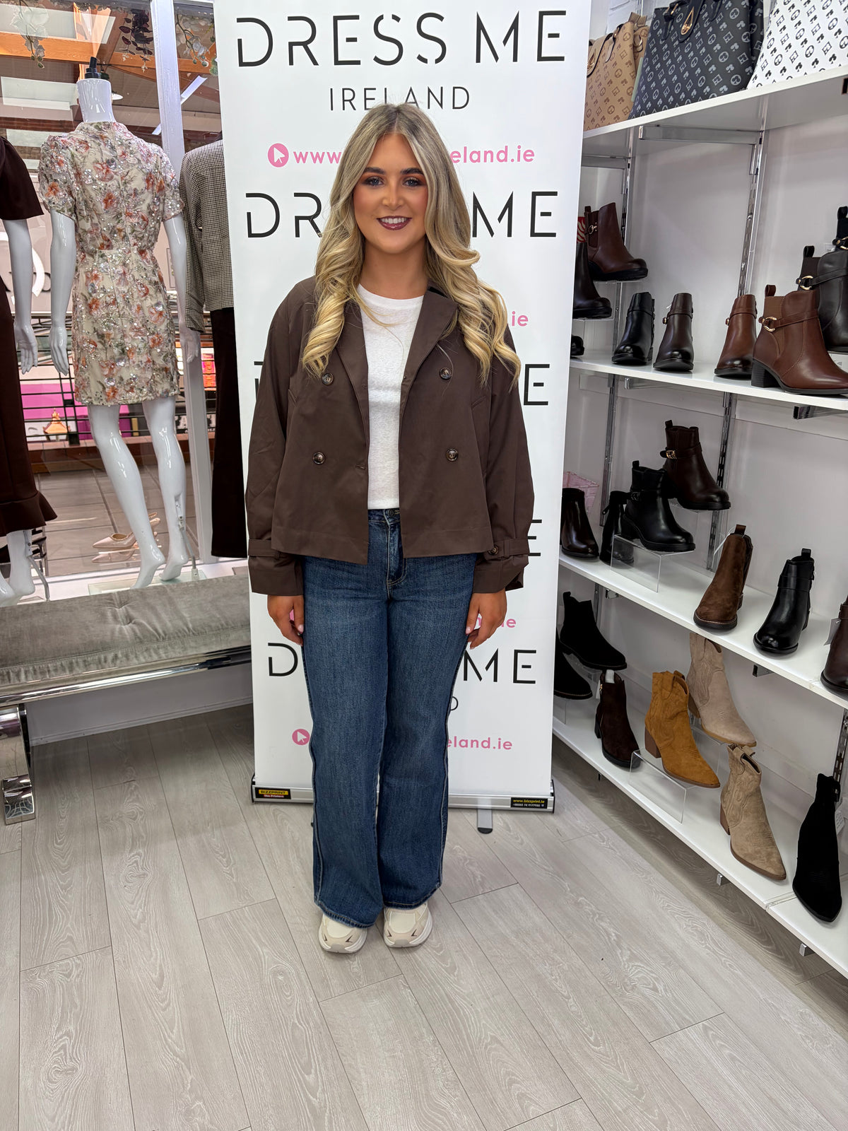 Evie Cropped Double-Breasted Jacket - Brown