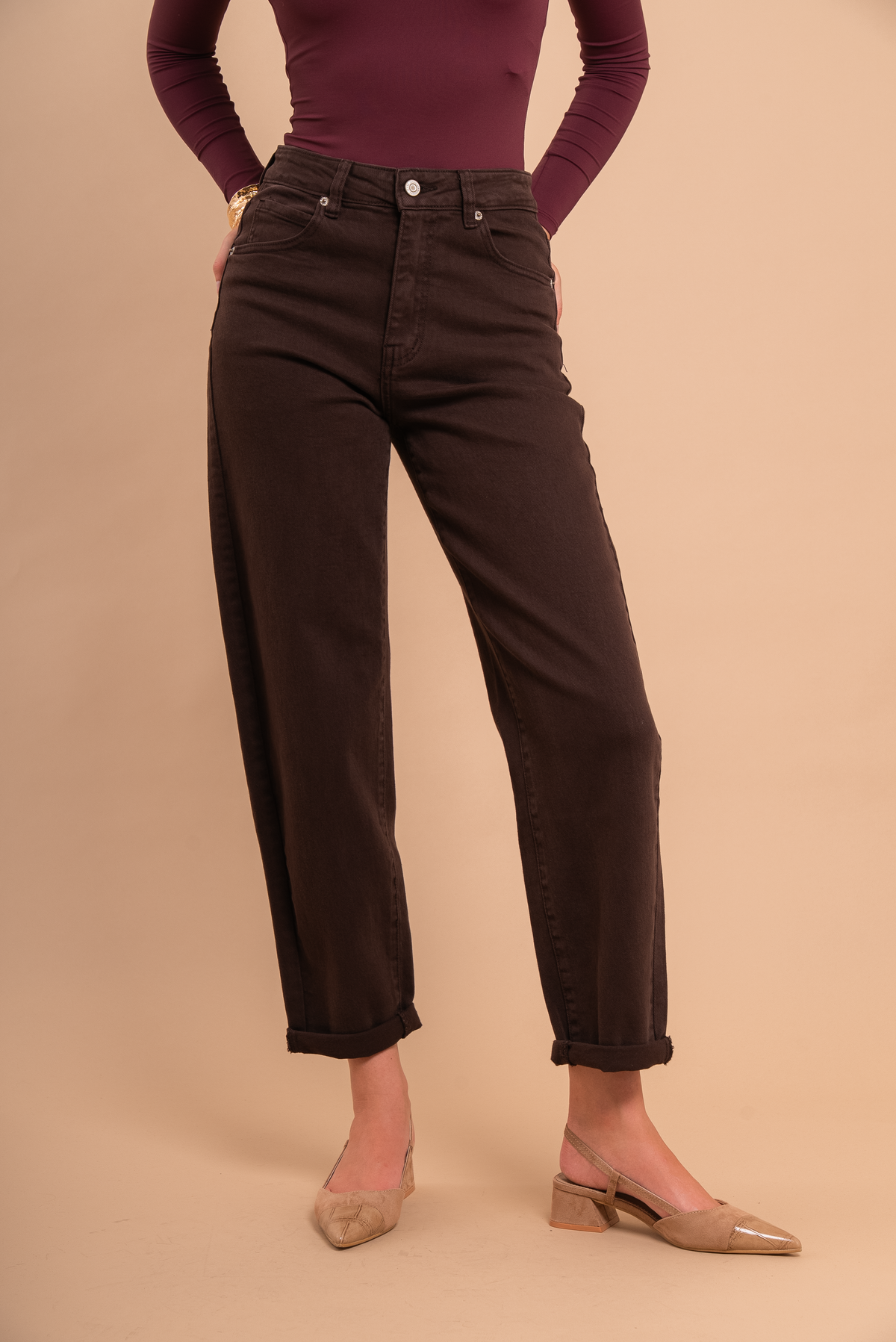 GRACE Mom Jeans - Brown