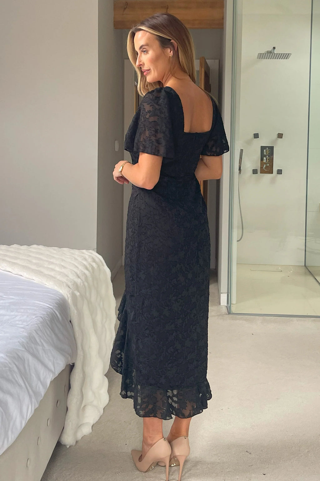 Heidi Girl in Mind Black Lace Midi Dress
