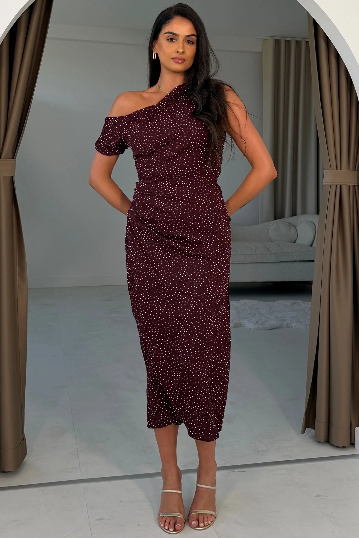 Donna Asymmetric Neckline Wine Girl In Mind Dress
