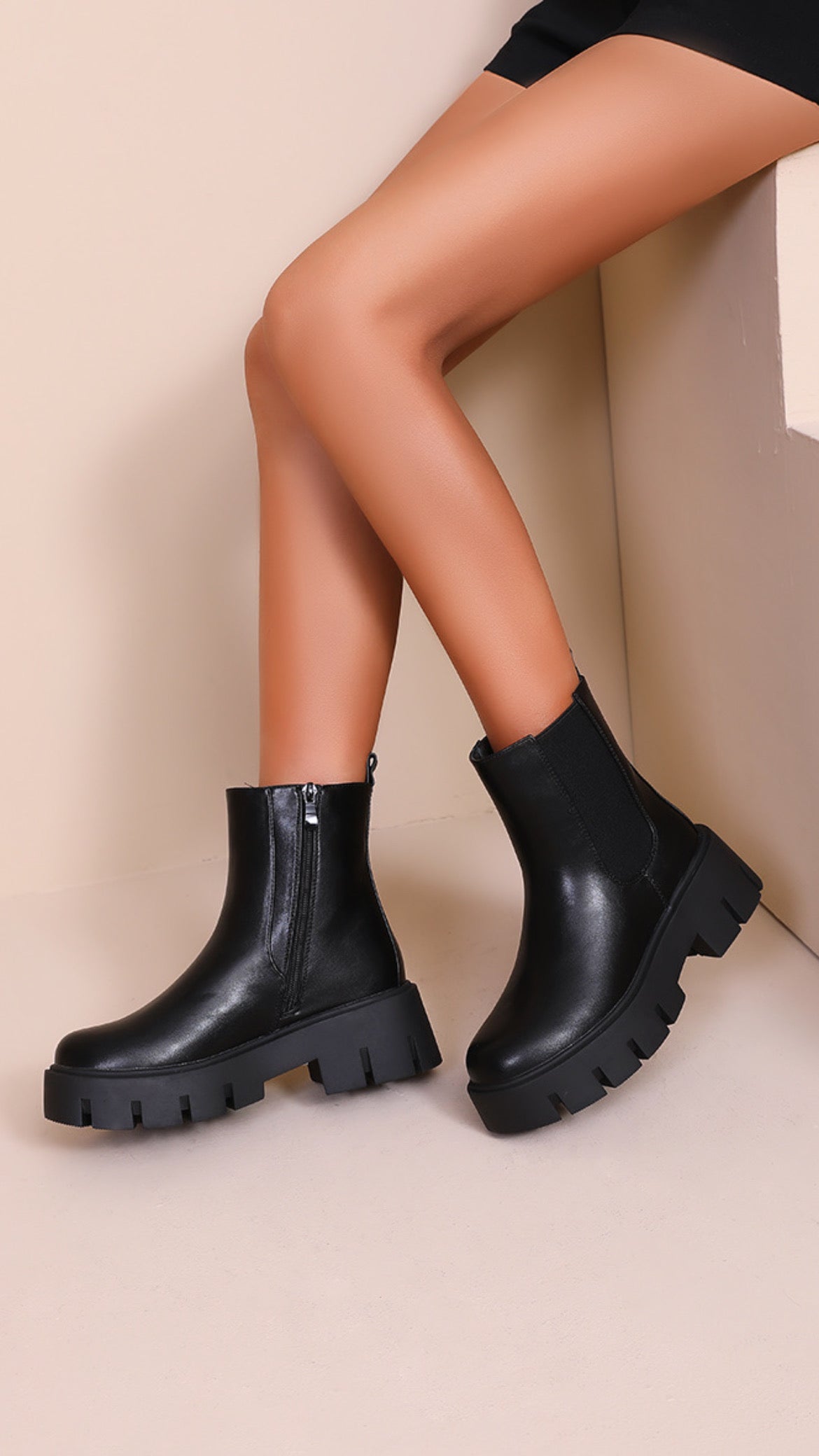 MOLLY BOOT BLACK