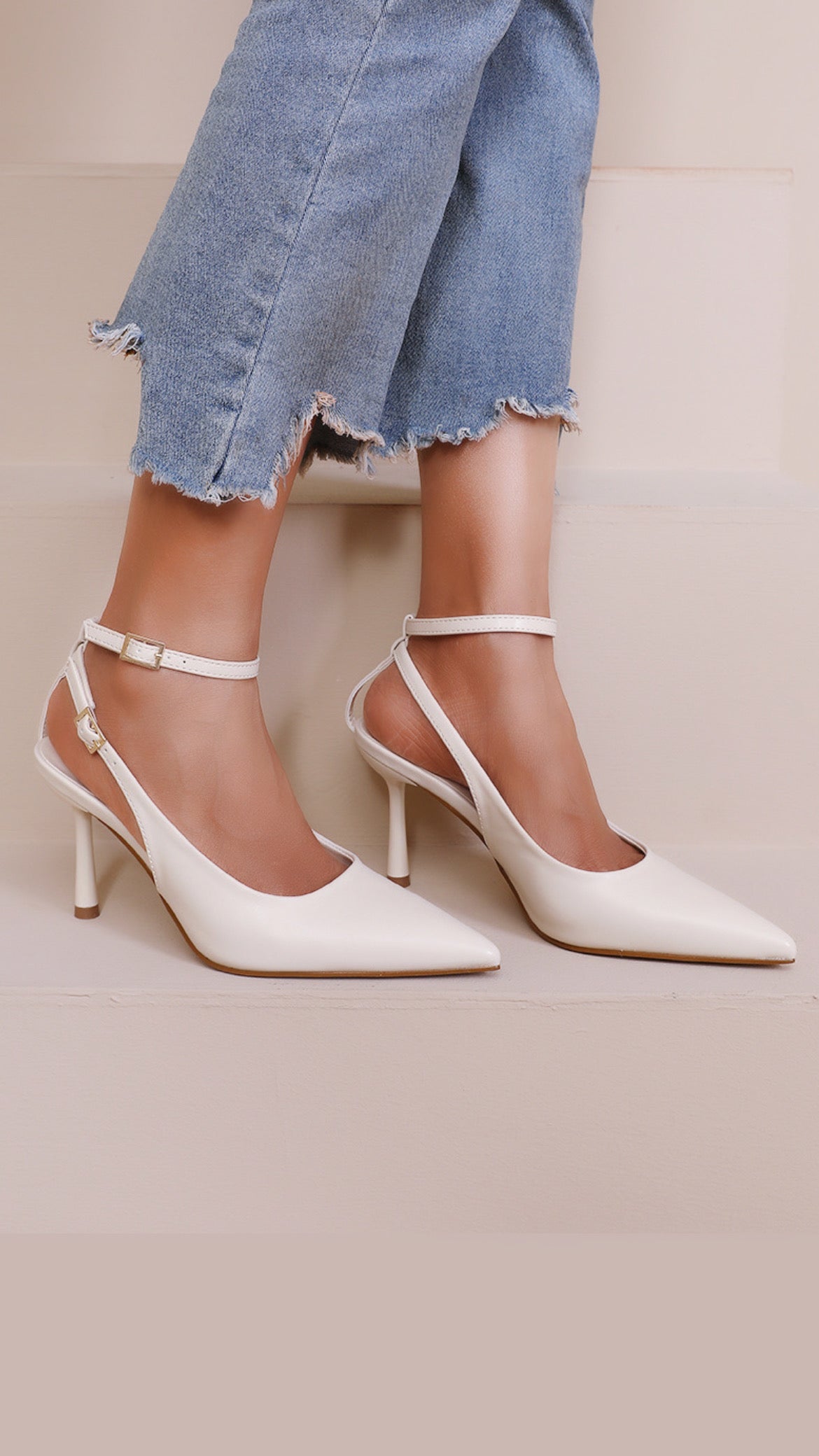 MEGAN HEELS BEIGE