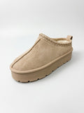 CLODAGH SLIP ON BEIGE