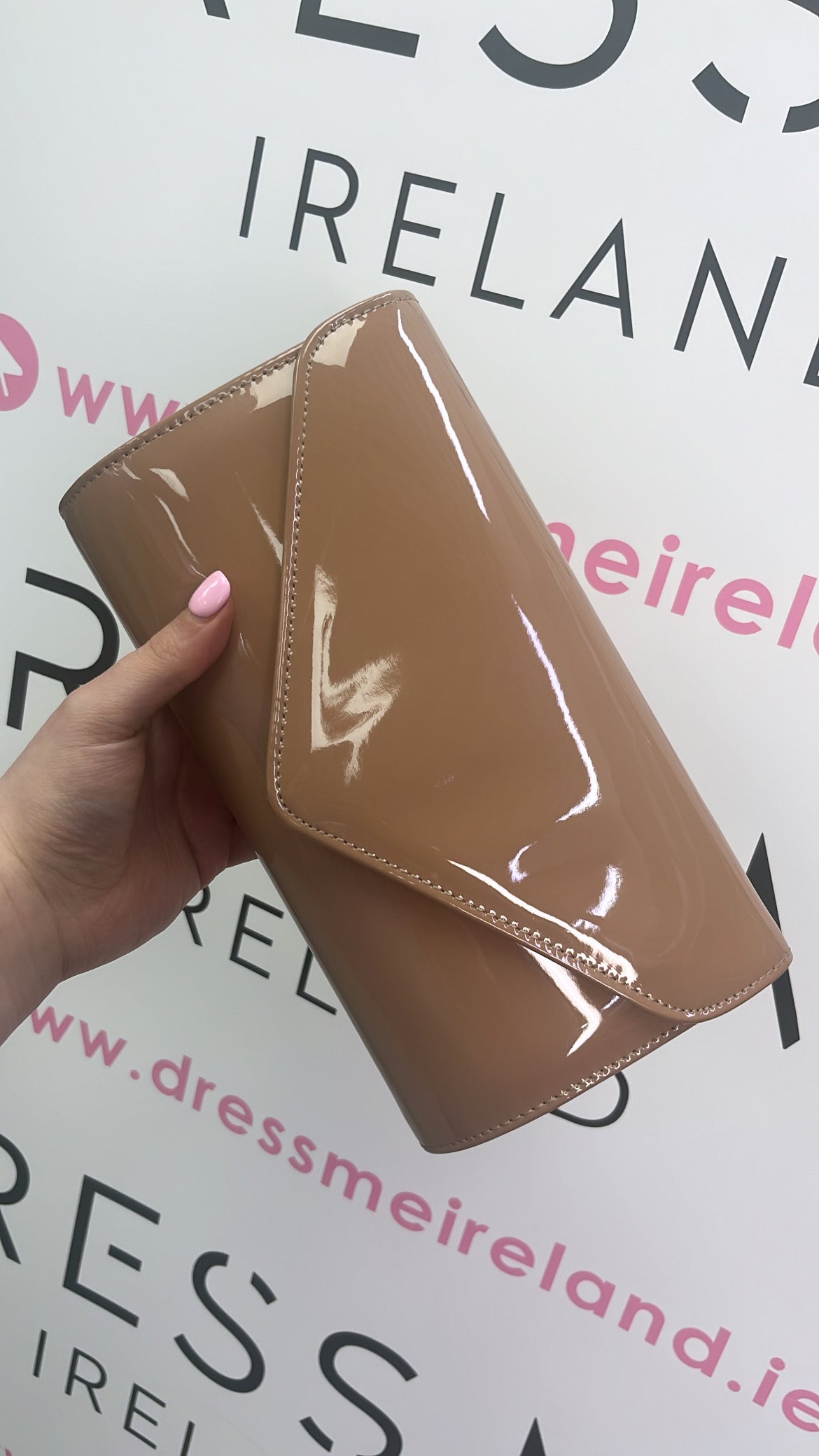 BELLA CLUTCH BAG - TAUPE