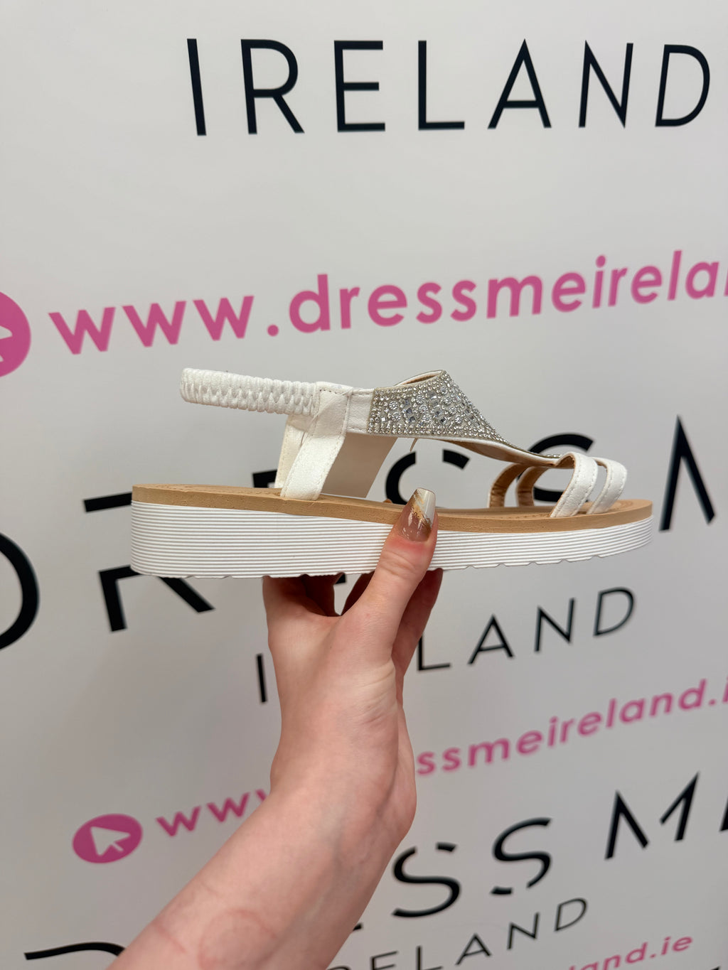 POSY SANDAL IN WHITE