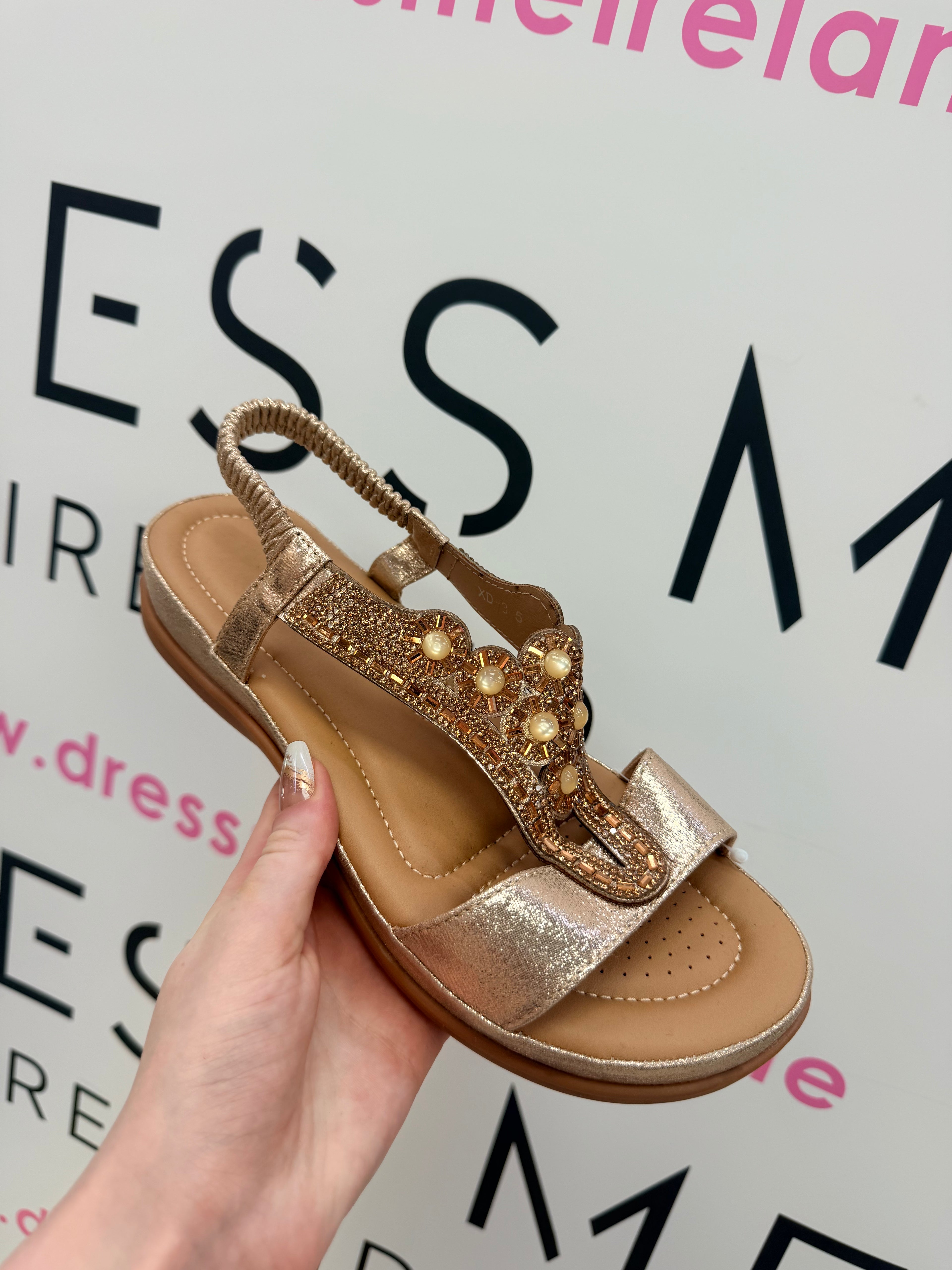 SHERRY SANDAL IN GOLD
