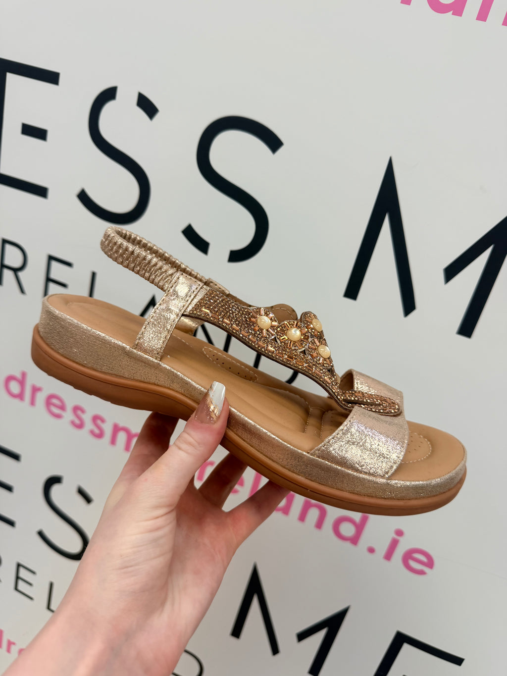 SHERRY SANDAL IN GOLD