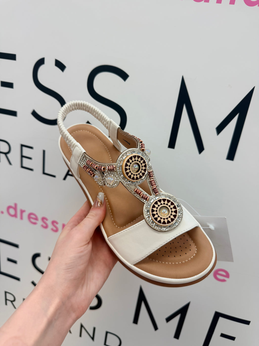 KAMI SANDAL IN WHITE