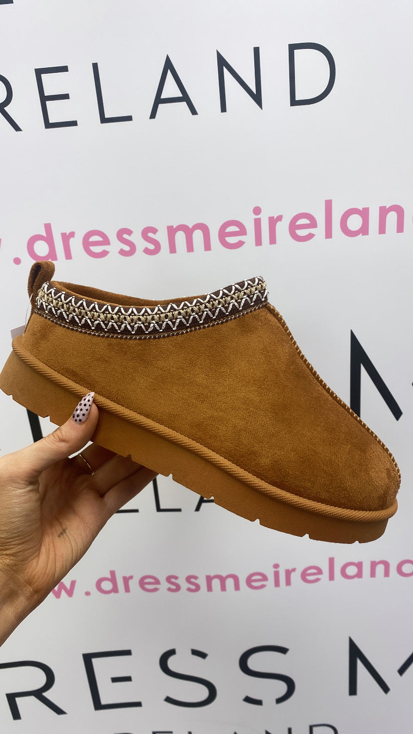 FIADH - CAMEL SLIP ON SHOE