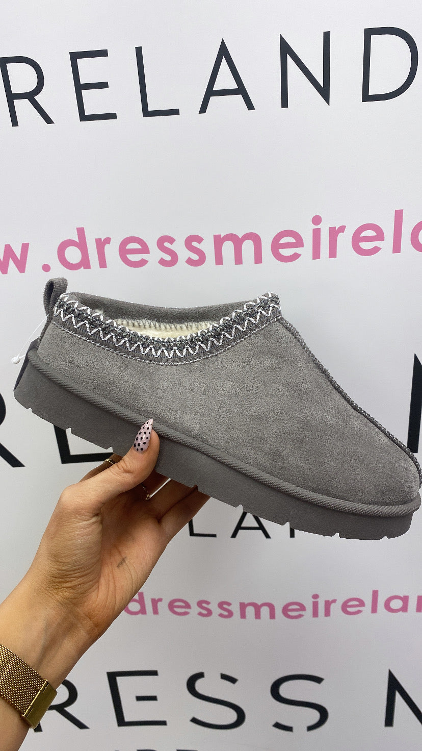 FIADH - GREY SLIP ON SHOE