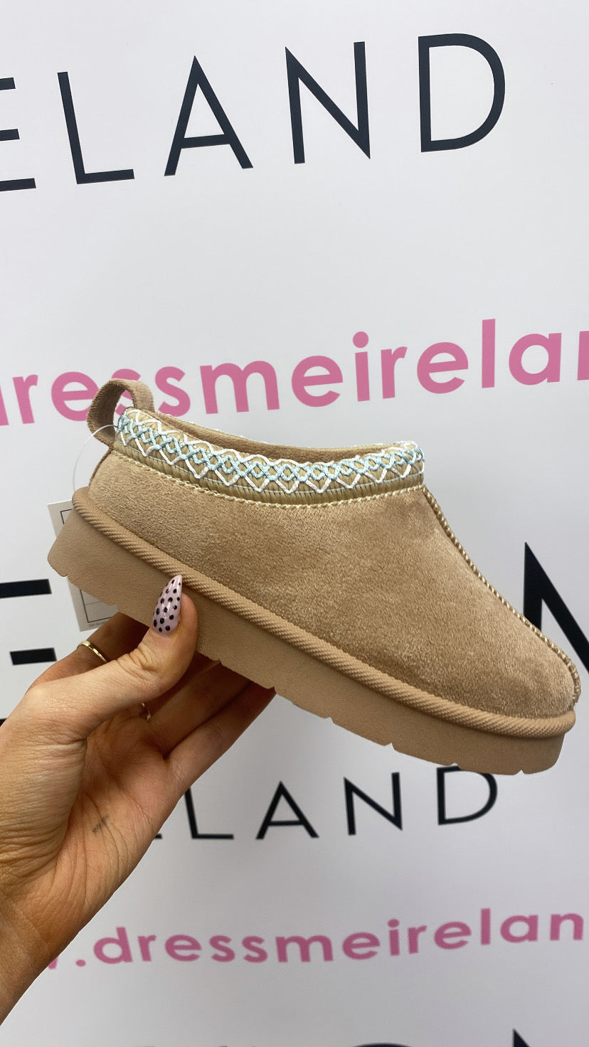 KIDS SLIP ON SHOE - KHAKI